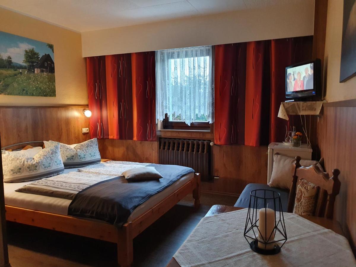 Gaestehaus Hutweide Otel Bärenstein Dış mekan fotoğraf